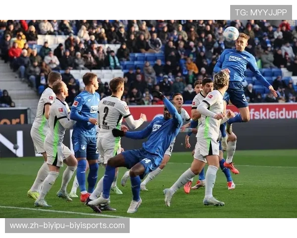 足球比赛中的战术深度与临场应变